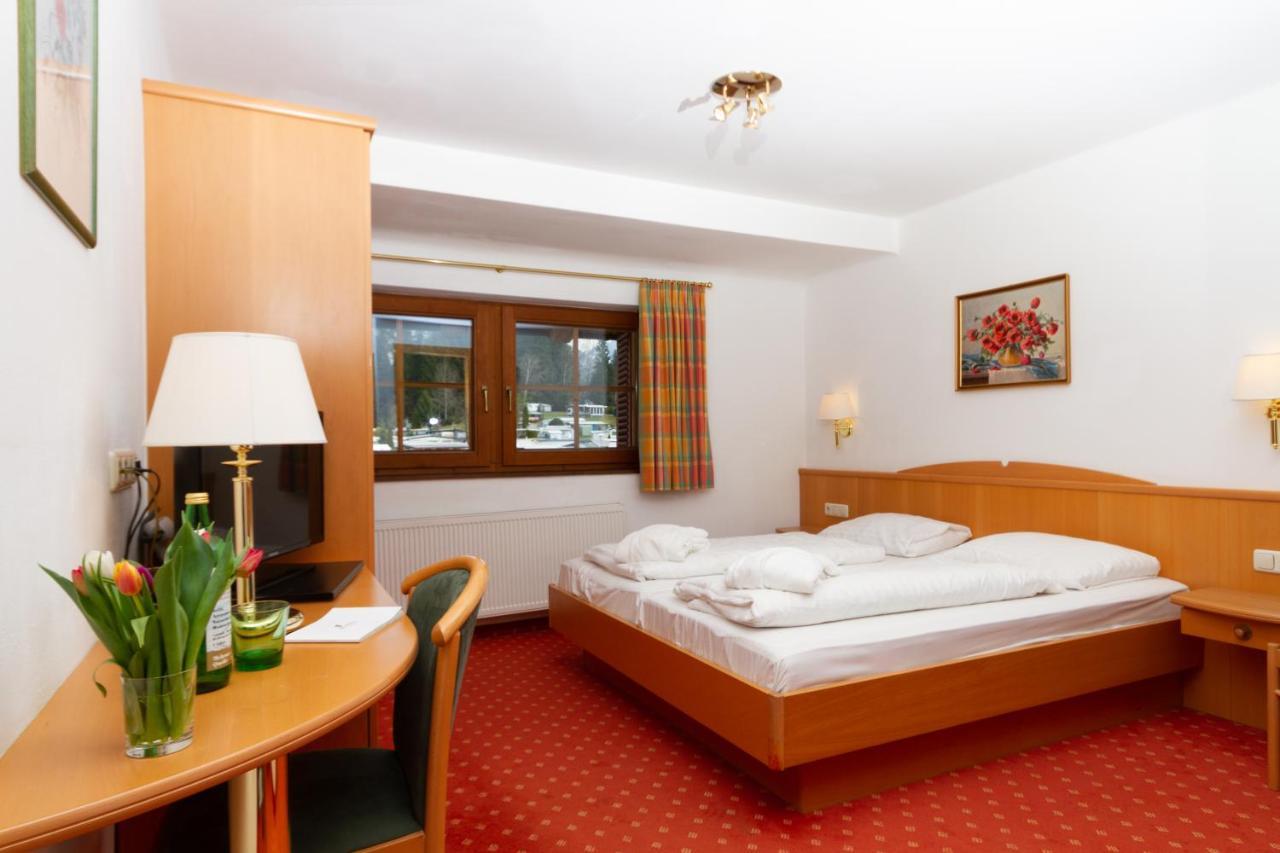 Bruggerhof - Camping, Restaurant, Hotel Kitzbuhel Exterior photo